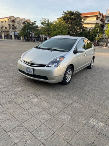 ឡានលក់ឆ្នាំ05Hហ្វូលឡានរាបចំហើយស្អាតលក់8300