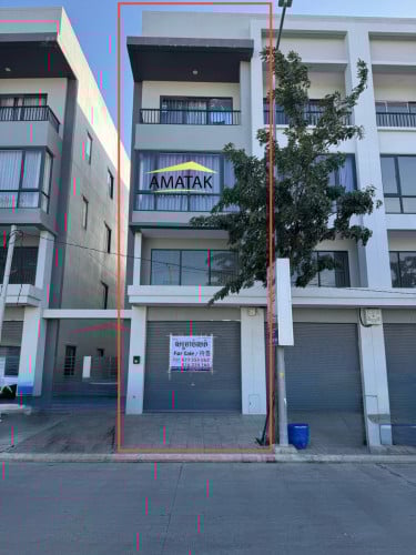 ផ្ទះអាជីវកម្ម  សម្រាប់លក់ តម្លៃ 305,000$