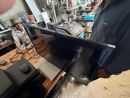 ទូរទស្សន៏42inch