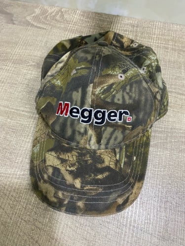 មួកជជុះសុីន Megger ម៉ូដដើរព្រៃ