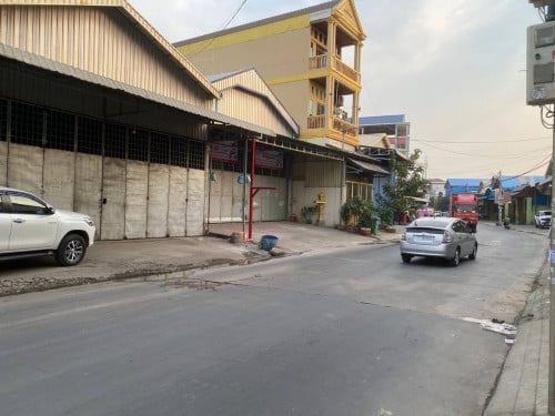 🌅ឃ្លាំងសម្រាប់ជួលម្ដុំបឹងតាម៉ា