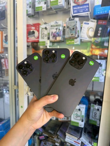 🔥🔥 𝐢𝐏𝐡𝐨𝐧𝐞 𝟏𝟒 𝐏𝐫𝐨 𝐌𝐚𝐱 (𝐙𝐏) 𝐌𝐞𝐦𝐨𝐫𝐲 𝟐𝟓𝟔𝐆 ពណ៍ខ្មៅ 🖤 ពណ៍ស្វាយ💜✅ តម្លៃពិសេស