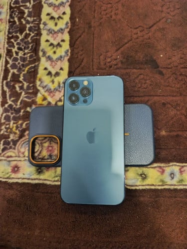 12 pro max 128g camera ក្រោយញ័រ 200$ តម្លៃចរចាបាន