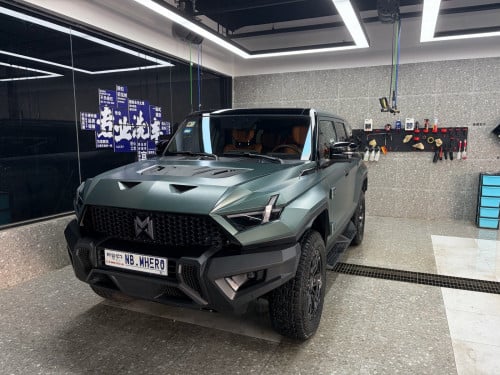 13000km。135000$。សាំង អគ្គិសនី =1000km