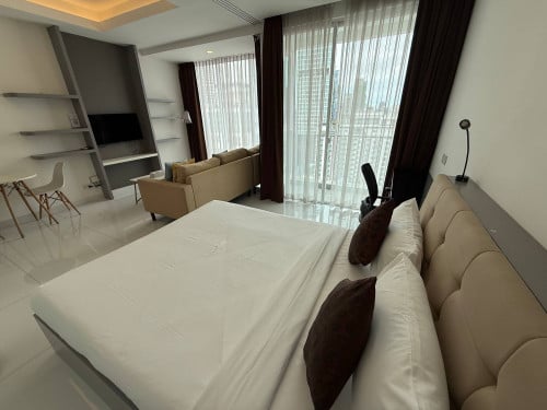 1Bedroom Slide door Condo with swimming pool for rent near BKK market