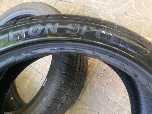 225/40R18 LION SPORT ខ្ចី