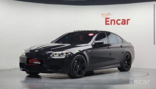 BMW M5 Sedan 2015