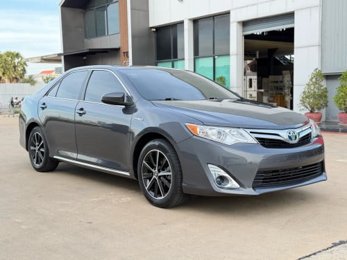 camry . 012 XLE +hybrid _ full  បេីកដំបូល