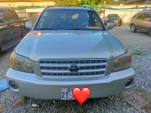 Highlander 2003 V6 pong1 silver