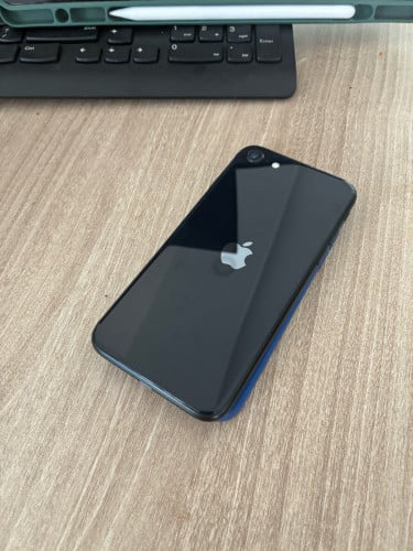 I phone SE 3