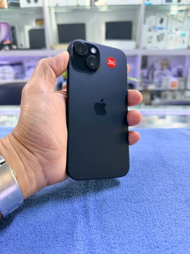 iPhone 15 256 za