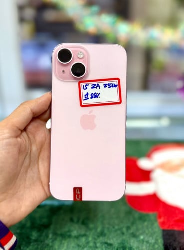 Iphone 15 ទំហំផ្ទុក (256G) color pink model ZA ថ្ម88%