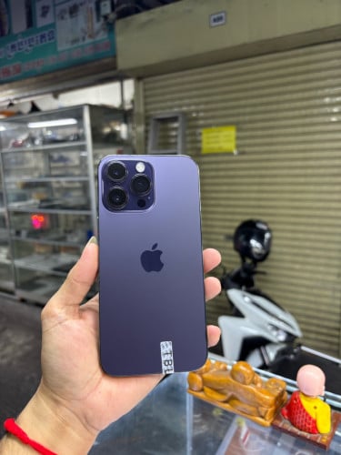 Iphone14pro max ZA 256G ឆ្នូត អេក្រង់មួយសរសៃ