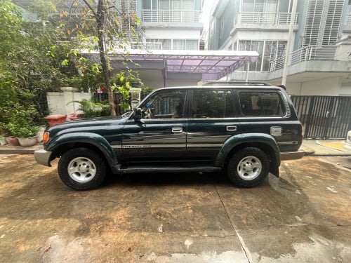 Land Cruiser 1995- 5800$ ចរចារ