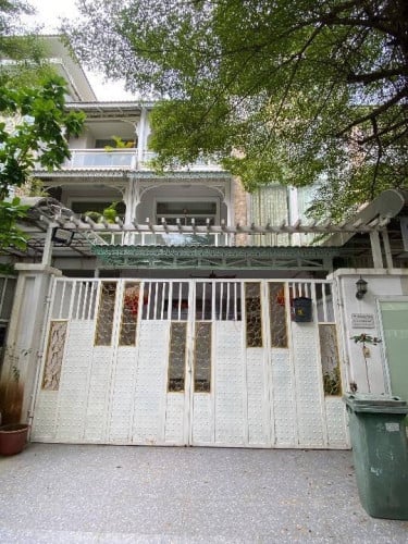 Link house for rent at Borey Orkide 2004