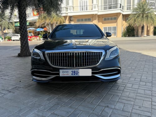 Mercedes Benz S350 ម៉ាស៊ីនម៉ាស៊ូត ឆ្នាំ 2015 ធានាឡានថ្មីទឹកថ្នាំហ្ស៊ីនមួយជុំ
