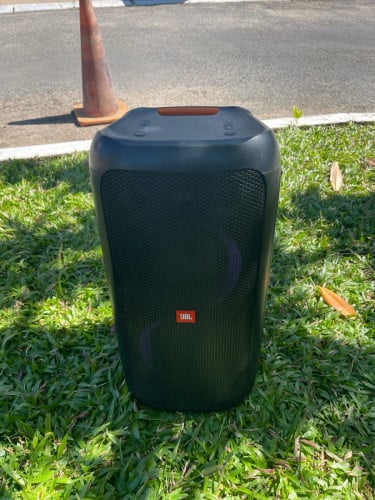 Partybox100 ថ្មរនិងសំលេងនៅអែម​ តំលៃ155$ ភ្នំពេញ​ CTNលេខនិងតេឡេក្រាម089222158(ទទួលវៃដូរ)