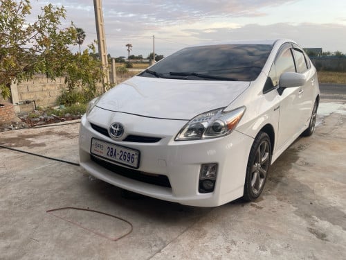 Prius 010 អប់សុិន2 ឡានថ្មីស្អាត អាគុយABSអេមណាស់