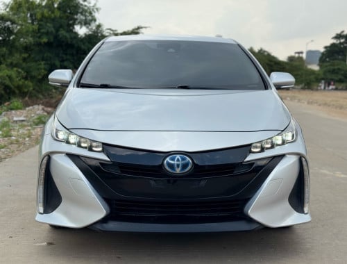 prius . 2017 - ហ្វូល​ ពេញ​