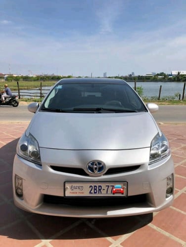 Prius010 opt4 solar 2BR-77xx