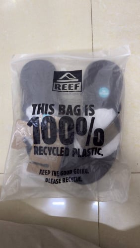 Reef Men’s Cushion Phantom Flip Flop