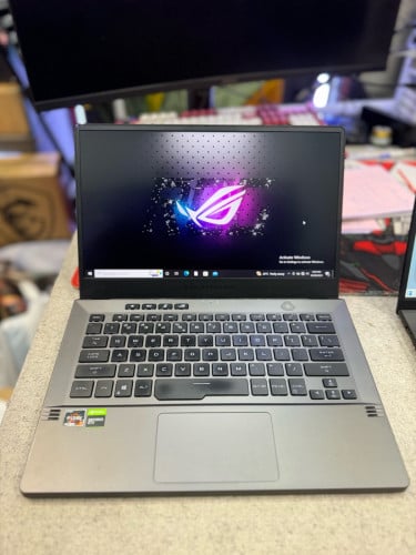 ROG ZEPHYRUS