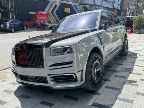 Rolls-Royce Cullinan Mansory