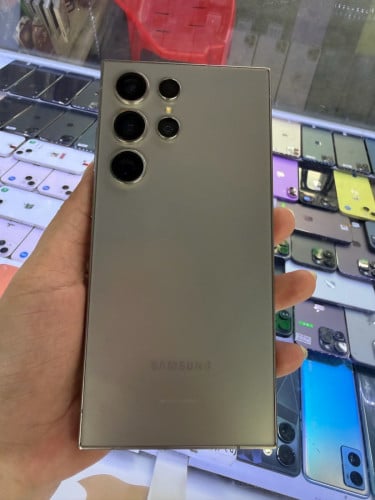 Samsung S24 ultra ក្រុមហ៊ុន