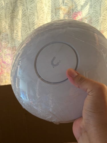 Unifi U6 pro លក់ 98%