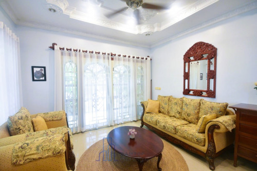 VILLA WITH POOL in TONLE BASSAC