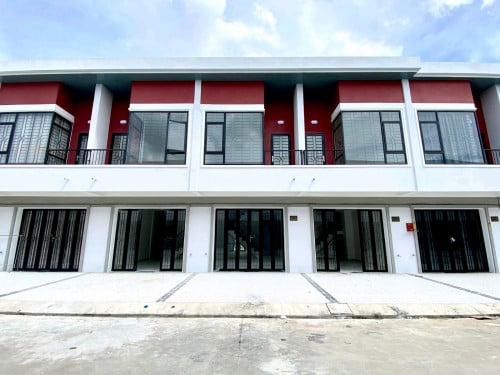 ផ្ទះជួល បុរីសាន់នី ផ្សារសន្តិភាព ទួលពង្រ ព្រៃស ដង្កោ ភ្នំពេញ