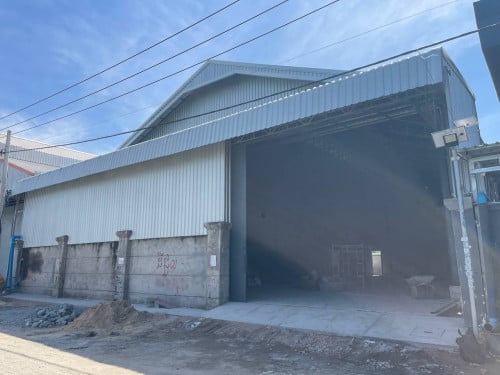 ឃ្លាំងសម្រាប់ជួលនៅសែនសុខ