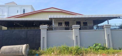 ឃ្លាំងជួល ខណ្ឌឬស្សីកែវ