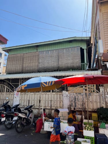 ផ្ទះជិតផ្សារនាគមាស