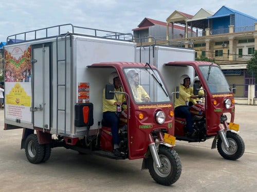 ម៉ូតូកង់បីលក់