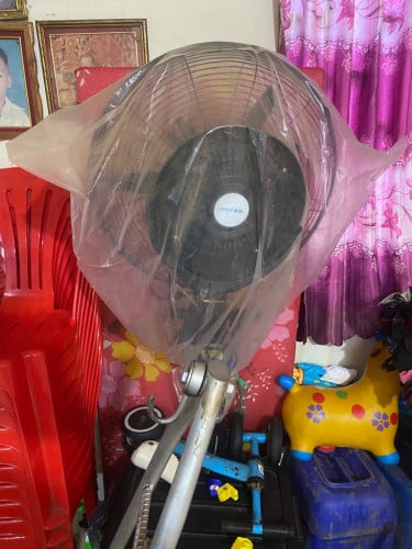 កង្ហា ទឹក ខ្នាតធំ ដាក់កម្មវីធី