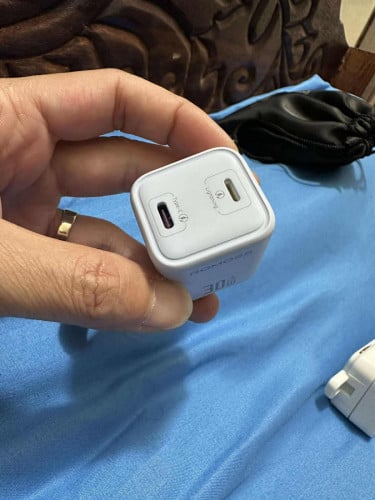 លក់ឆ្នាំងសាក 2 in 1 Romoss 30W