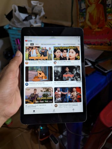 លក់iPad Mini1 ប្រើស៊ីមបាន