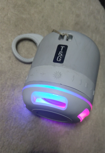 លក់វិញកូនSpeakerសម្លេងកាច់