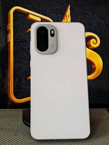 📱OnePlus ACE 6 / China  💾RAM12G+12G/Storage256G✅នៅស្អាត99.99%(លក់មានការធានាត្រឹមត្រូវ)