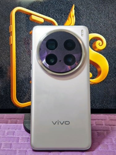 📱vivo X200 Pro / China  💾RAM16G+16G/Storage512G✅នៅស្អាត99%(លក់មានការធានាត្រឹមត្រូវ)