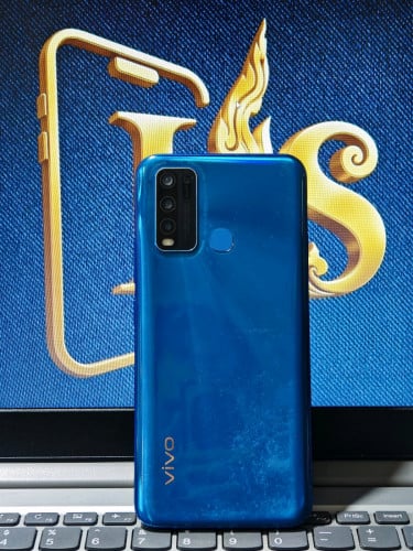 📱vivo Y30 / ក្រុមហ៊ុន 💾RAM4G Storage64G👉បែកកញ្ចក់មុខបន្តិច(លក់មានការធានាត្រឹមត្រូវ)