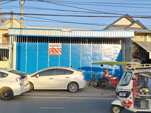 ឃ្លាំងជួល Wharehouse for rent