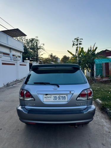 Car for rent ( SUV) Lexus