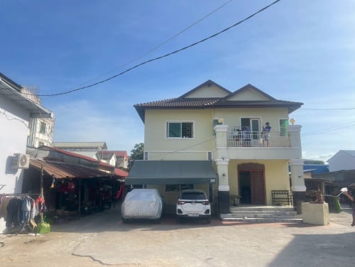 House for rent at chbar Ampov