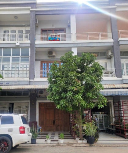 House for rent near Aeon2