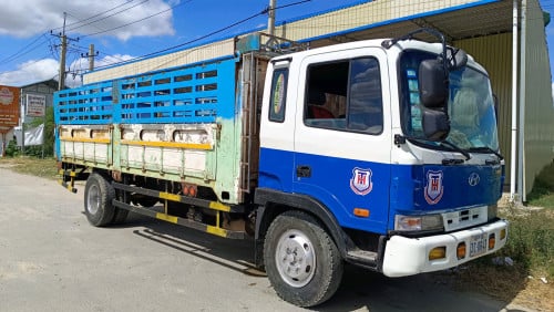 Hyundai5តោនឆ្នាំ01លក់