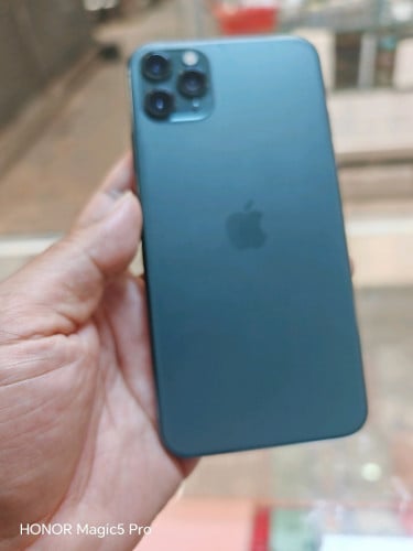 iPhone 11 pro max 64g scan