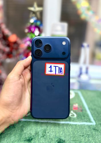 Iphone 17 Pro Max ទំហំផ្ទុក (1T) Model LLA Color Blue តួស្អាត 999.999% With Box & Charger