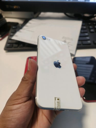 Iphone Se2 ID ប្រើបាន